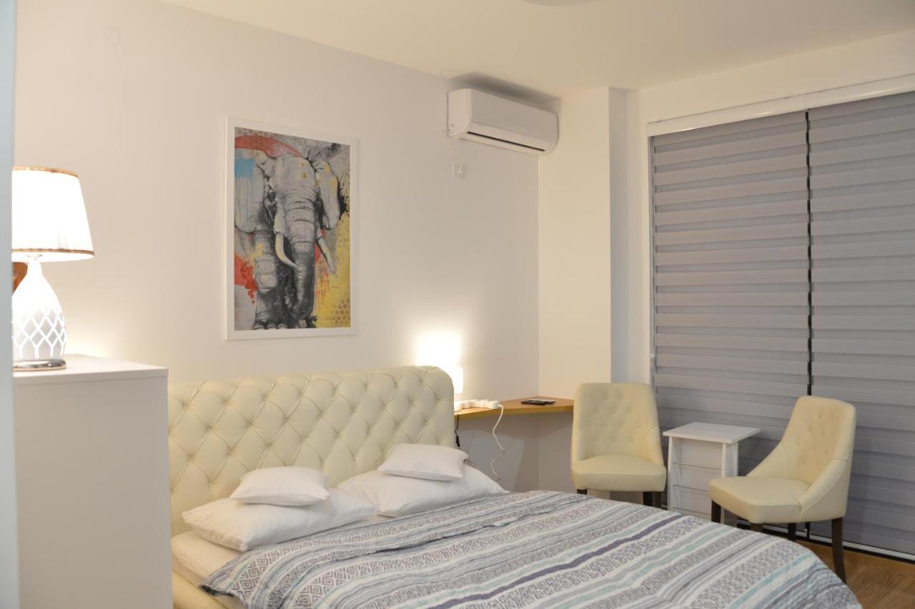 Pupin Palata Business Apartman B5 Újvidék Kültér fotó